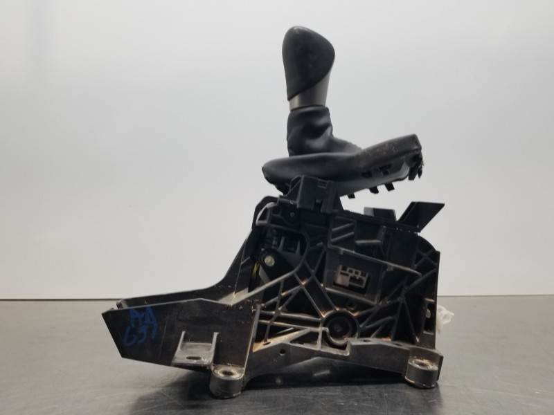 Recambio de palanca cambio para lexus nx essence referencia OEM IAM 3355078021  