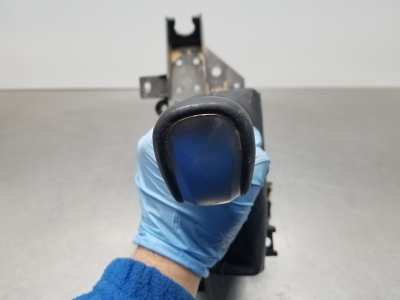 Recambio de palanca cambio para lexus nx essence referencia OEM IAM 3355078021  