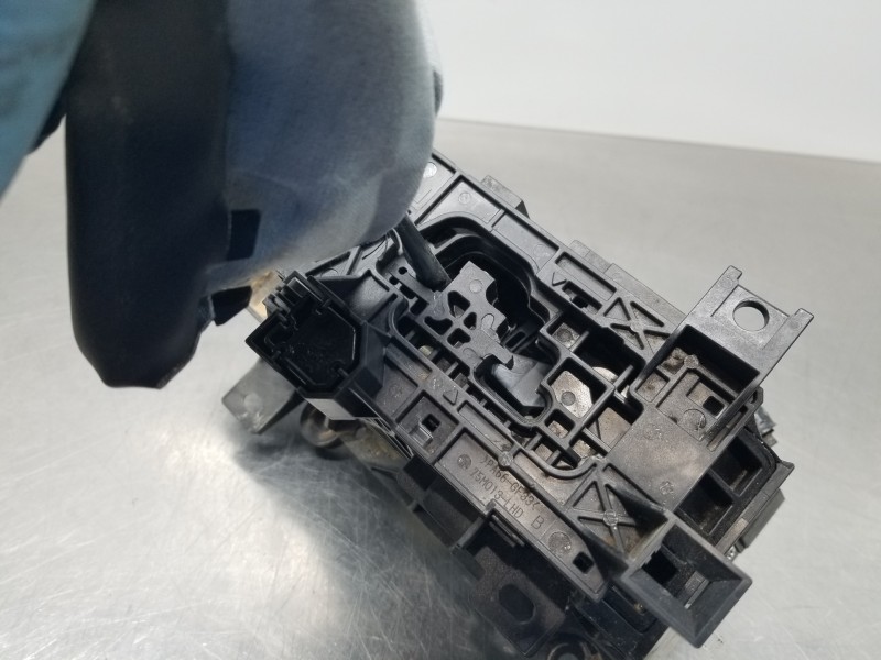 Recambio de palanca cambio para lexus nx essence referencia OEM IAM 3355078021  