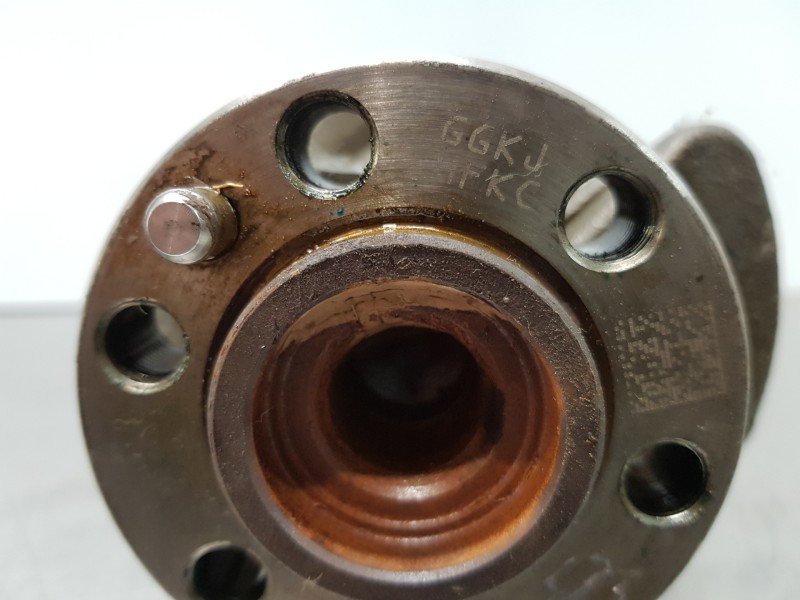 Recambio de cigueñal para renault captur techno referencia OEM IAM 122014121R  