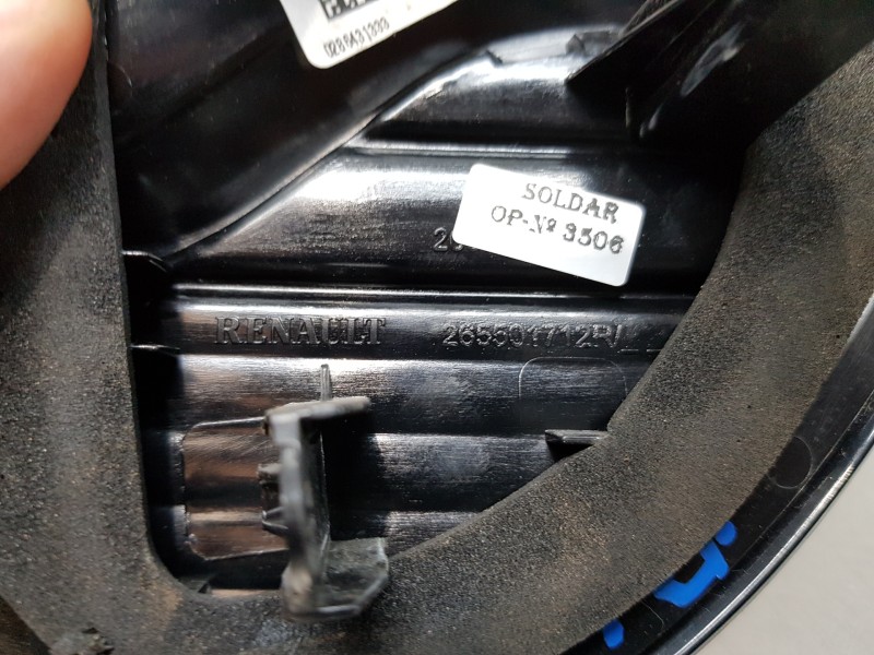 Recambio de piloto trasero derecho interior para renault captur techno referencia OEM IAM 265501712R  