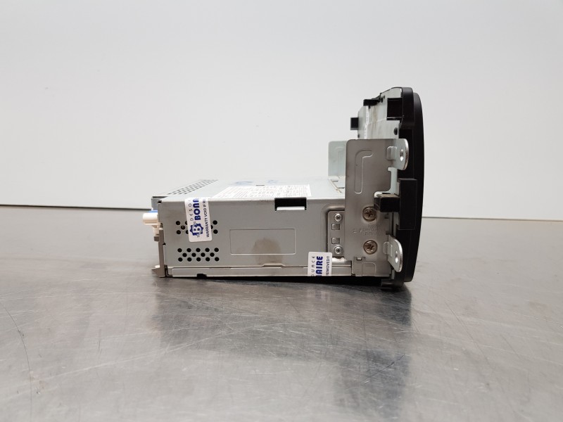 Recambio de sistema audio / radio cd para renault captur techno referencia OEM IAM 281155777R  