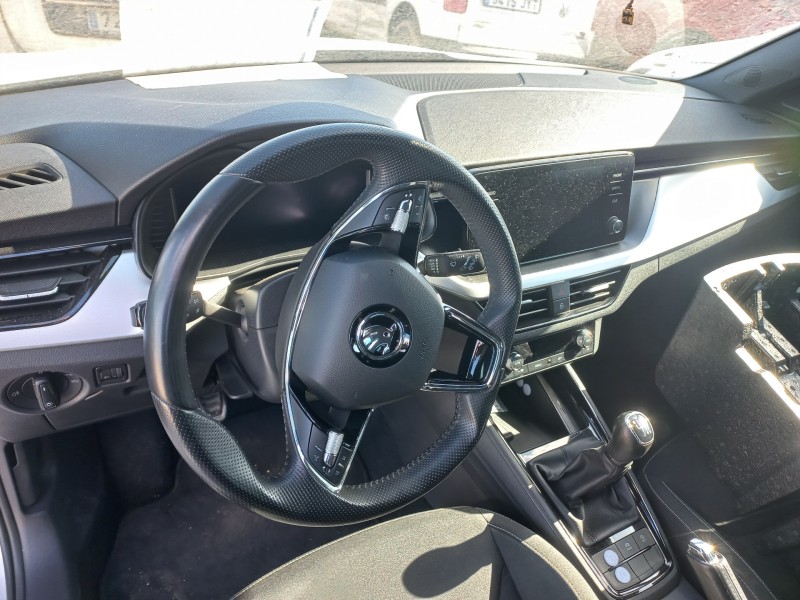 skoda kamiq (nw4) del año 2021