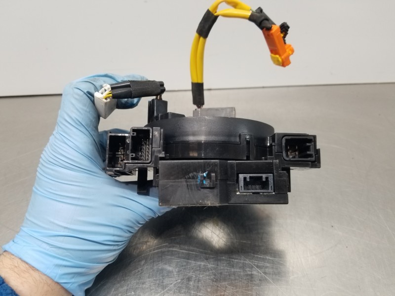 Recambio de anillo airbag para lexus nx essence referencia OEM IAM 8430778030 8924512040 