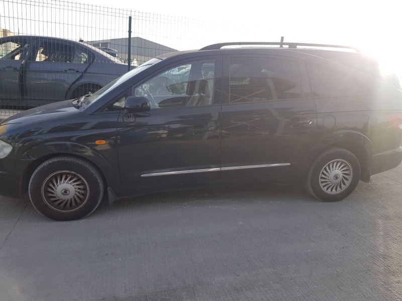 ssangyong rodius del año 2005