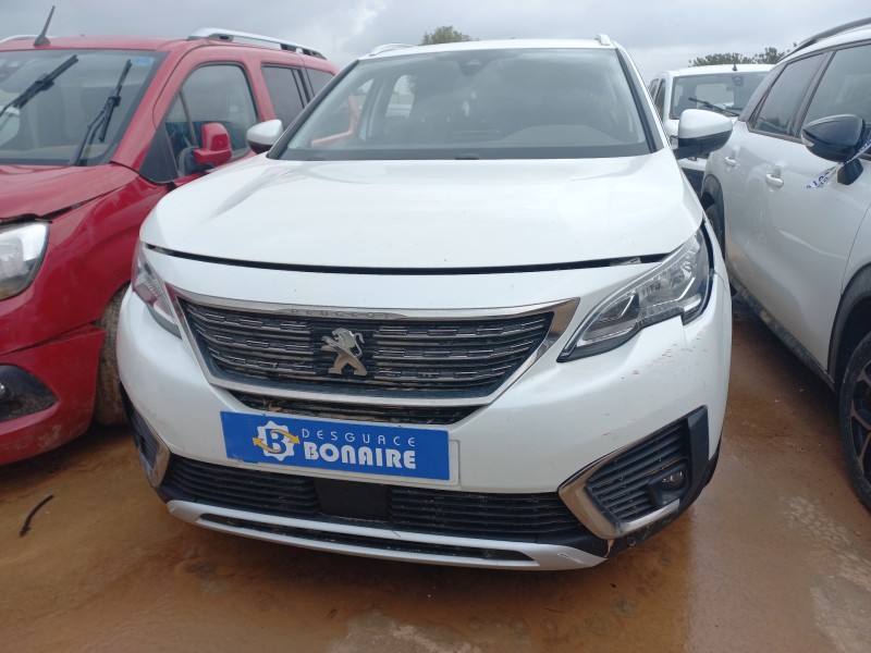 peugeot 5008 del año 2018