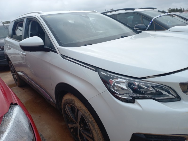 peugeot 5008 del año 2018