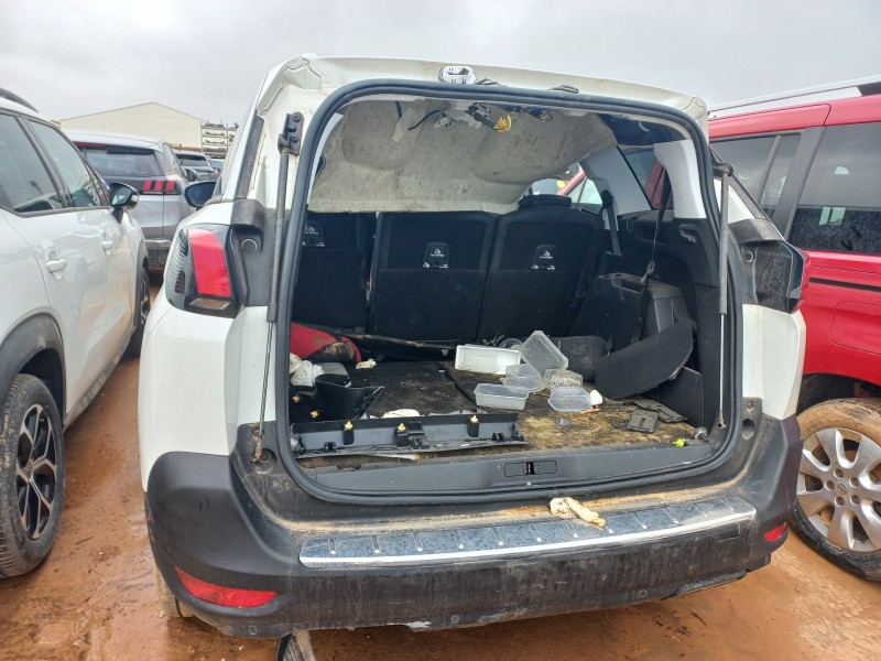 peugeot 5008 del año 2018