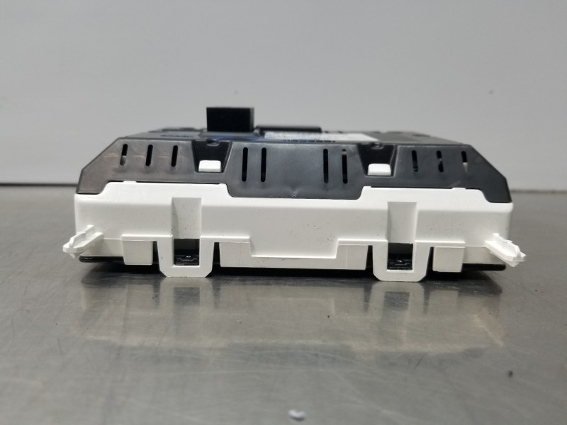 Recambio de pantalla multifuncion para ford fiesta (ccn) confort referencia OEM IAM ET7T18B955BB   Recambio de pantalla multifuncion para ford fiesta (ccn) confort referencia OEM IAM ET7T18B955BB