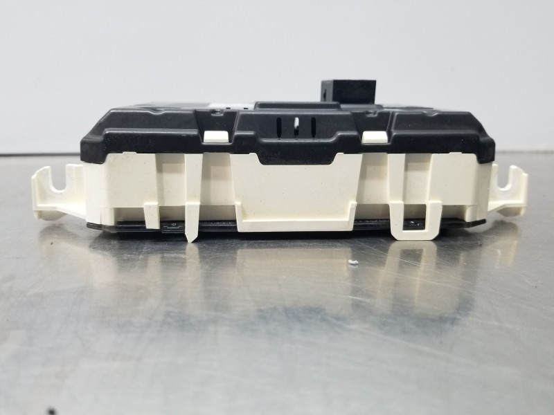 Recambio de pantalla multifuncion para ford fiesta (ccn) confort referencia OEM IAM ET7T18B955BB   Recambio de pantalla multifuncion para ford fiesta (ccn) confort referencia OEM IAM ET7T18B955BB