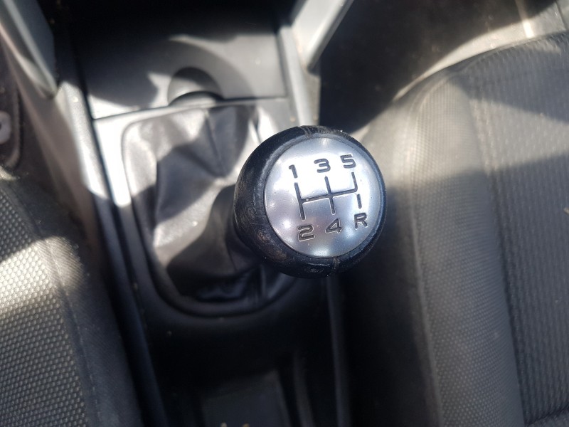 peugeot 207 del año 2011