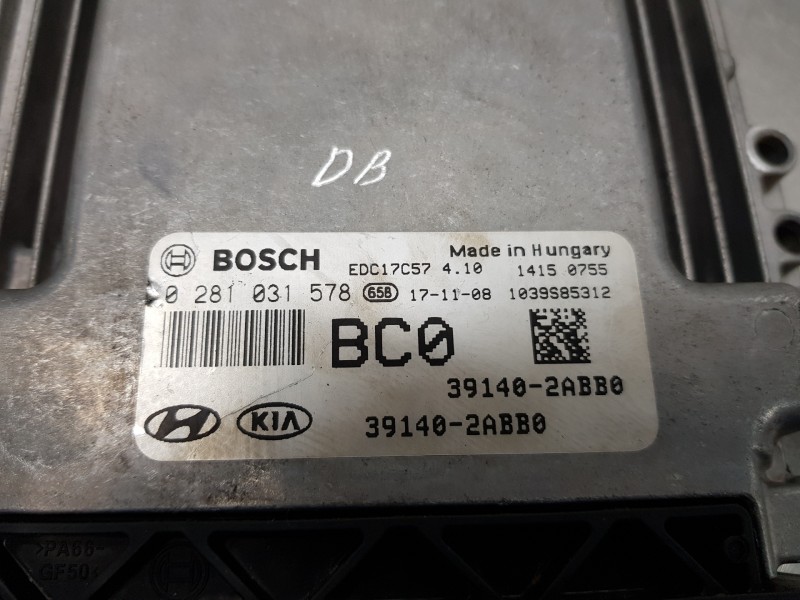 Recambio de centralita motor uce para hyundai tucson tl referencia OEM IAM 391402ABB0 0281031578 