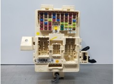 Recambio de caja reles / fusibles para hyundai tucson tl referencia OEM IAM 91950D3510  