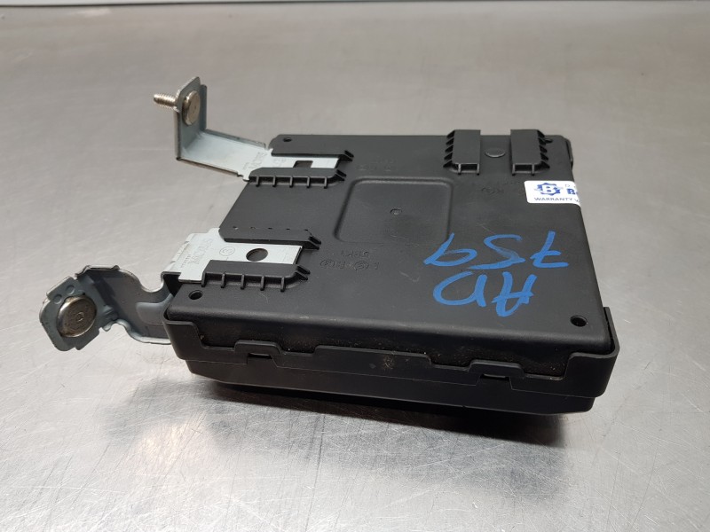 Recambio de modulo confort para hyundai tucson tl referencia OEM IAM 95400D7150  