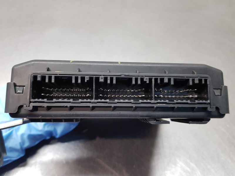 Recambio de modulo confort para hyundai tucson tl referencia OEM IAM 95400D7150  