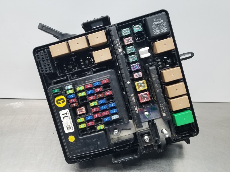 Recambio de caja reles / fusibles para hyundai tucson tl referencia OEM IAM 91450D7543 91950D3230 