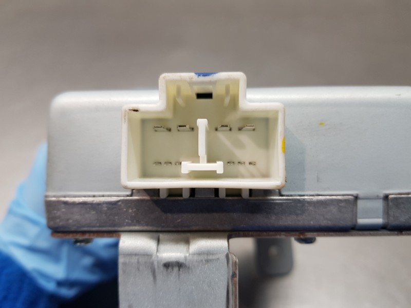 Recambio de modulo electronico para hyundai tucson tl referencia OEM IAM 95300D3000  