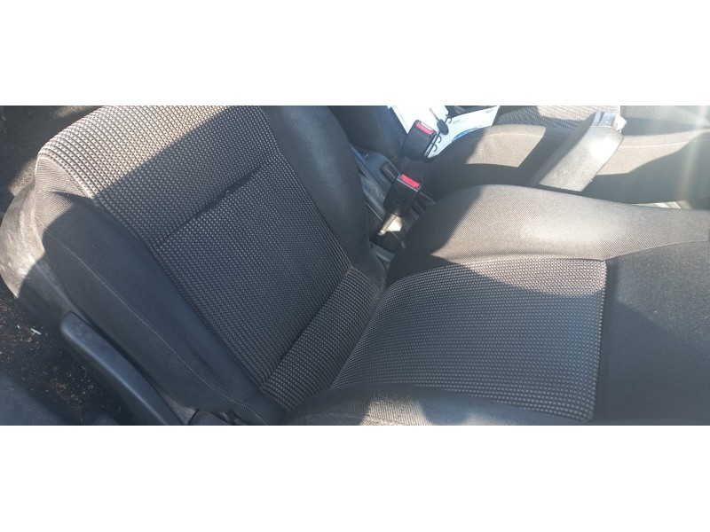 volkswagen golf iv berlina (1j1) del año 2000