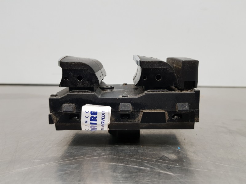 Recambio de mando elevalunas delantero izquierdo para alfa romeo stelvio (630) basis q4 referencia OEM IAM 156128856  