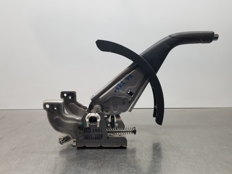 Recambio de palanca freno de mano para chevrolet orlando ltz referencia OEM IAM 95316790 95017068  Recambio de palanca freno de mano para chevrolet orlando ltz referencia OEM IAM 95316790 95017068