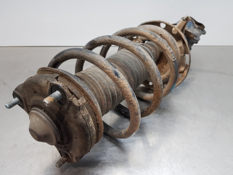 Recambio de amortiguador delantero derecho para hyundai tucson tl referencia OEM IAM 54660D7000  