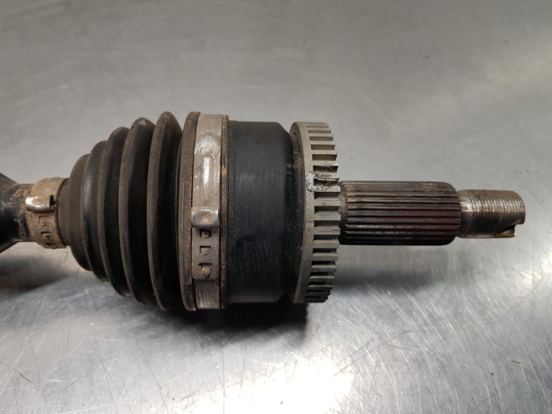 Recambio de transmision delantera derecha para hyundai tucson tl referencia OEM IAM 49501D7180  