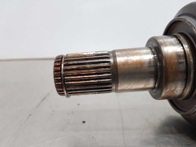 Recambio de transmision delantera derecha para hyundai tucson tl referencia OEM IAM 49501D7180  