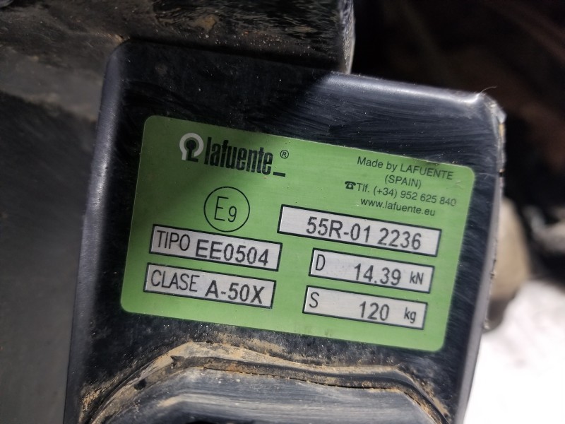 Recambio de enganche remolque para peugeot expert furgón caja cerrada referencia OEM IAM 55R012236  