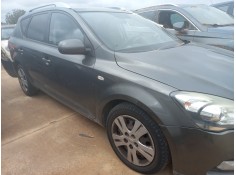 kia cee´d sporty wagon del año 2010 2