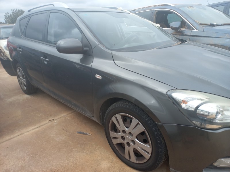 kia cee´d sporty wagon del año 2010