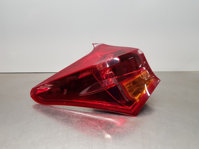 Recambio de piloto trasero izquierdo para toyota auris advance referencia OEM IAM 8156102740   Recambio de piloto trasero izquierdo para toyota auris advance referencia OEM IAM 8156102740