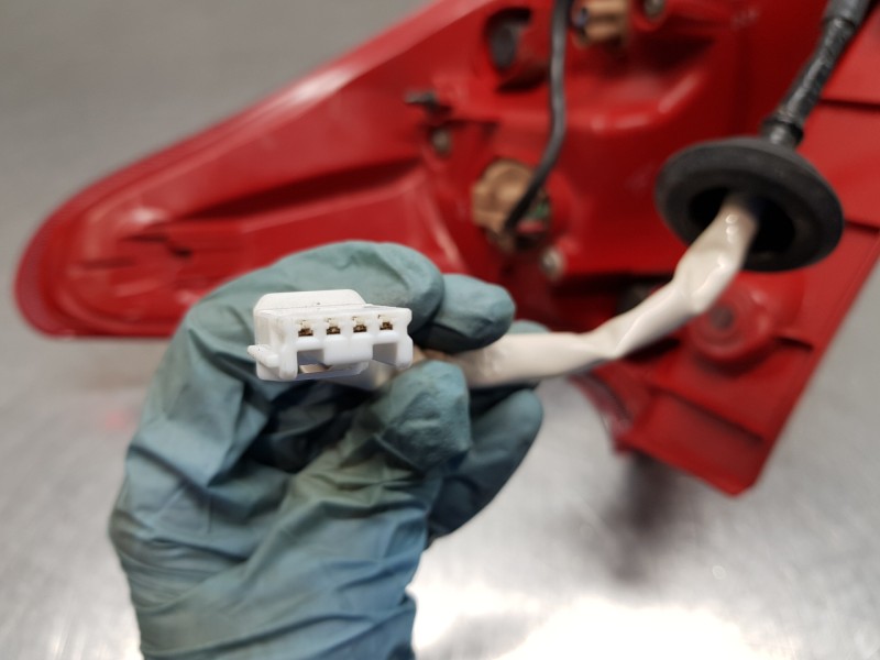 Recambio de piloto trasero izquierdo para toyota auris advance referencia OEM IAM 8156102740   Recambio de piloto trasero izquierdo para toyota auris advance referencia OEM IAM 8156102740