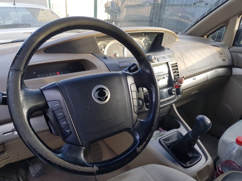 ssangyong rodius del año 2005