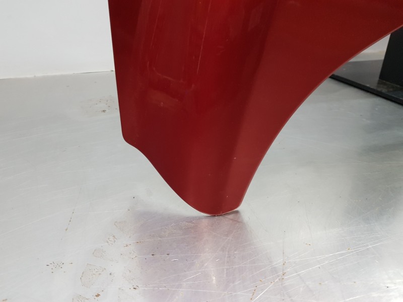 Recambio de capot para peugeot 308 confort referencia OEM IAM 7901P6  