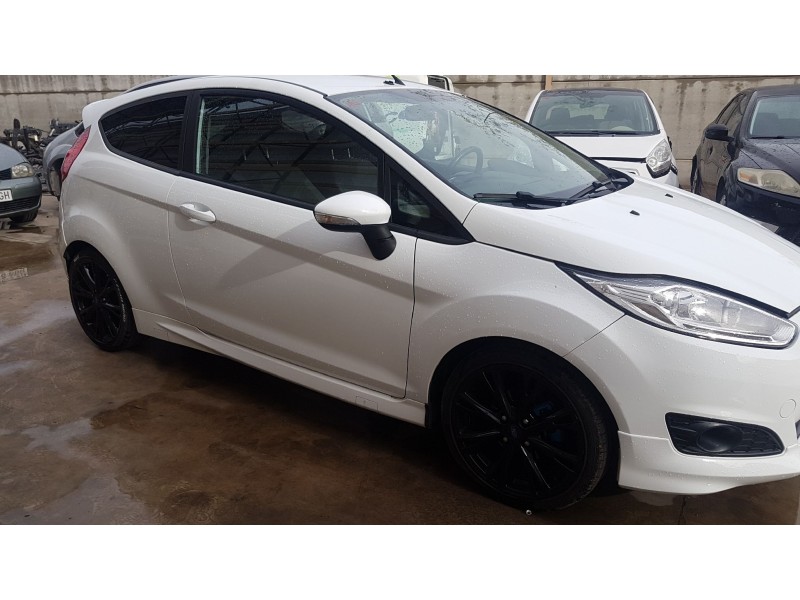 ford fiesta (ccn) del año 2013