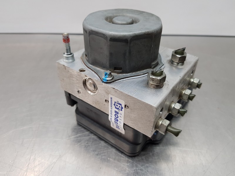 Recambio de abs para toyota auris advance referencia OEM IAM 4454002380 0265242074  Recambio de abs para toyota auris advance referencia OEM IAM 4454002380 0265242074