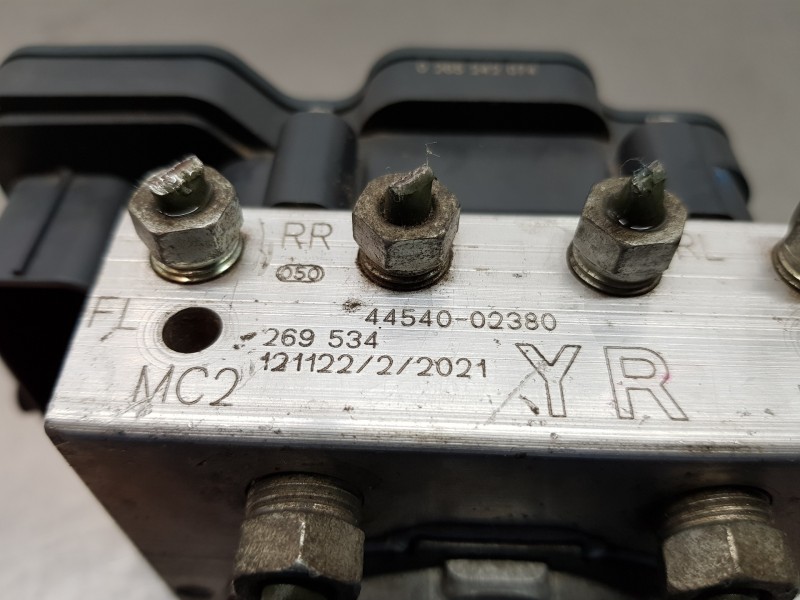 Recambio de abs para toyota auris advance referencia OEM IAM 4454002380 0265242074  Recambio de abs para toyota auris advance referencia OEM IAM 4454002380 0265242074