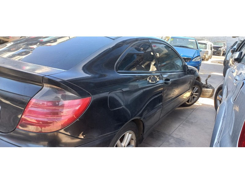 mercedes clase c (w203) sportcoupe del año 2004