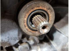 Recambio de caja cambios para ford fiesta (ccn) confort referencia OEM IAM 8A6R7002JL   2