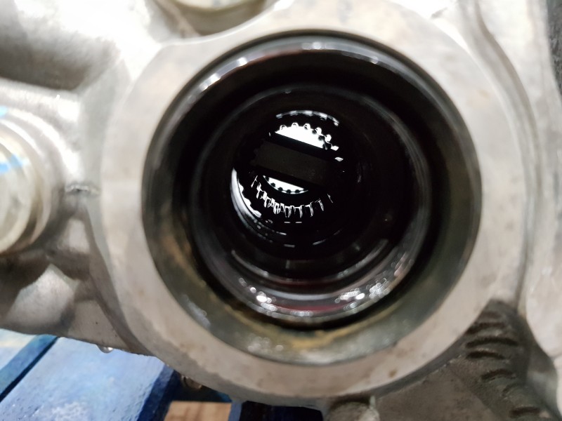 Recambio de caja cambios para lexus nx essence referencia OEM IAM 3090048121  