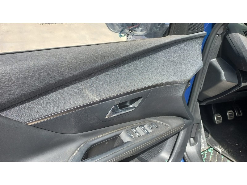 peugeot 3008 del año 2020