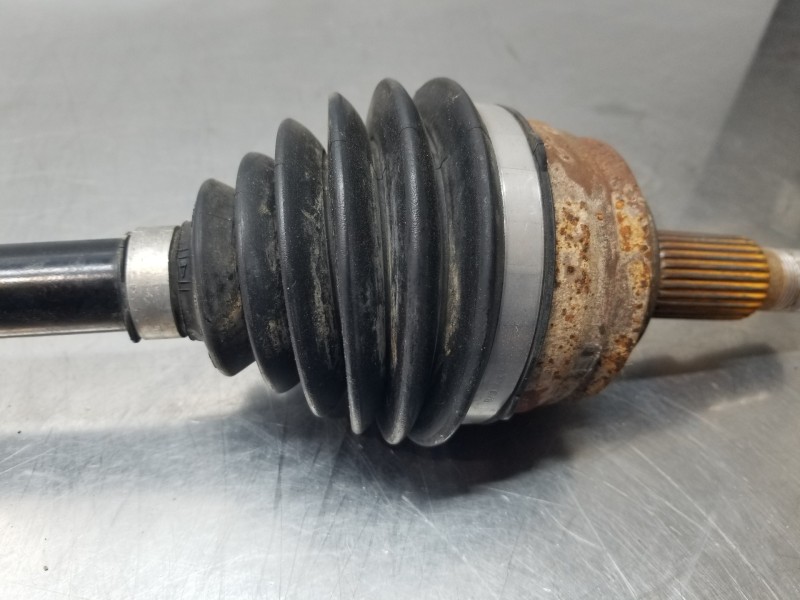 Recambio de transmision delantera izquierda para peugeot rifter active pack referencia OEM IAM 9677561480  