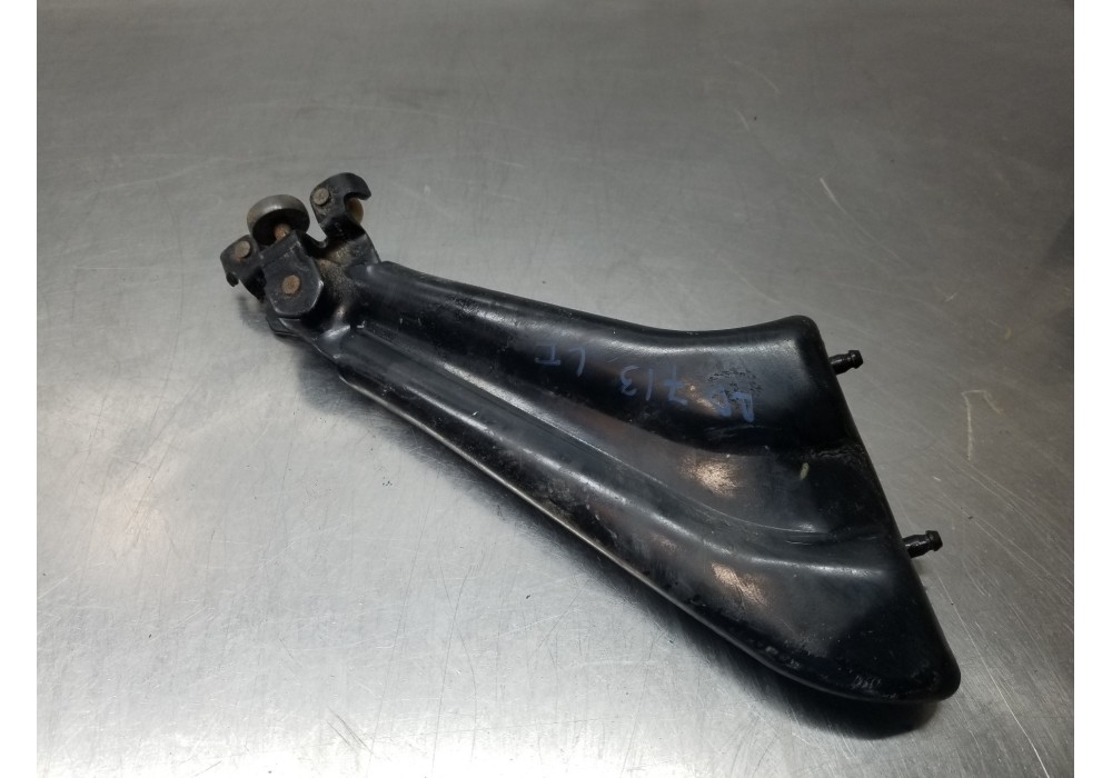 Recambio de soporte / guia puerta corredera para peugeot rifter active pack referencia OEM IAM 9816965980  