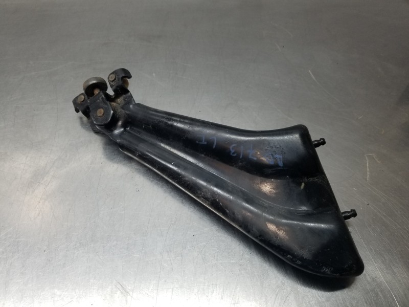 Recambio de soporte / guia puerta corredera para peugeot rifter active pack referencia OEM IAM 9816965980  