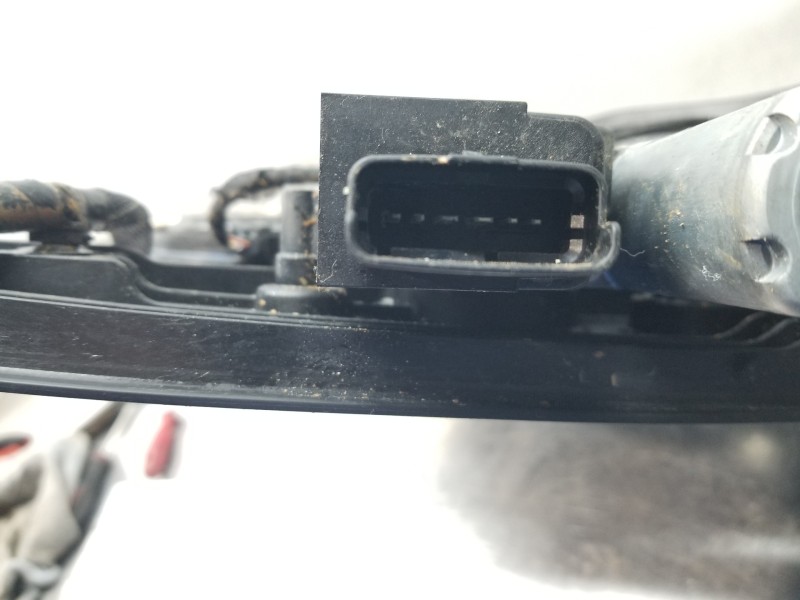 Recambio de elevalunas delantero derecho para peugeot rifter active pack referencia OEM IAM 9840175780  