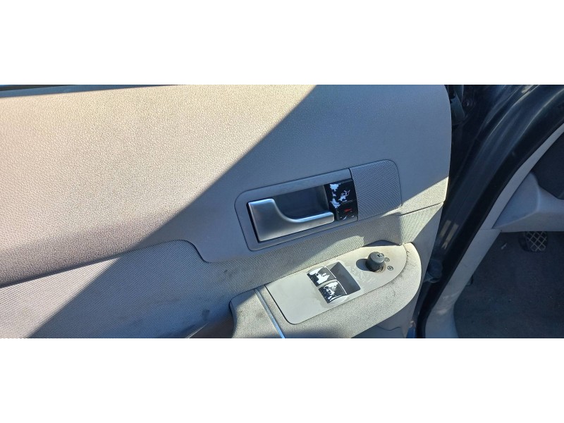 audi a2 (8z) del año 2002