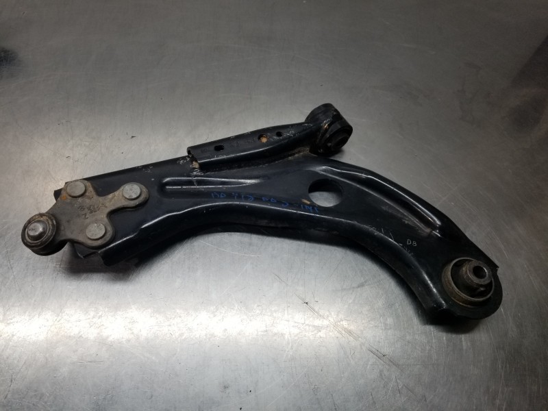 Recambio de brazo suspension inferior delantero derecho para peugeot rifter active pack referencia OEM IAM 9846329080 98138522 