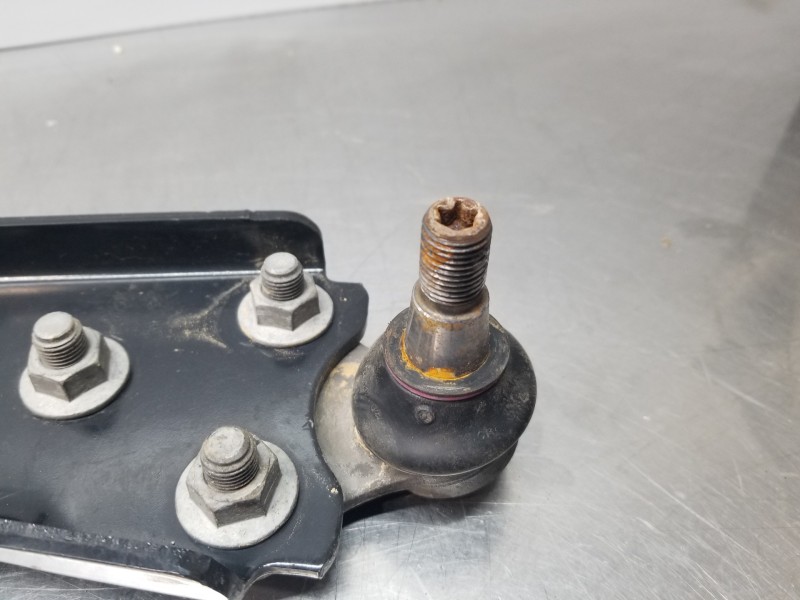 Recambio de brazo suspension inferior delantero derecho para peugeot rifter active pack referencia OEM IAM 9846329080 98138522 