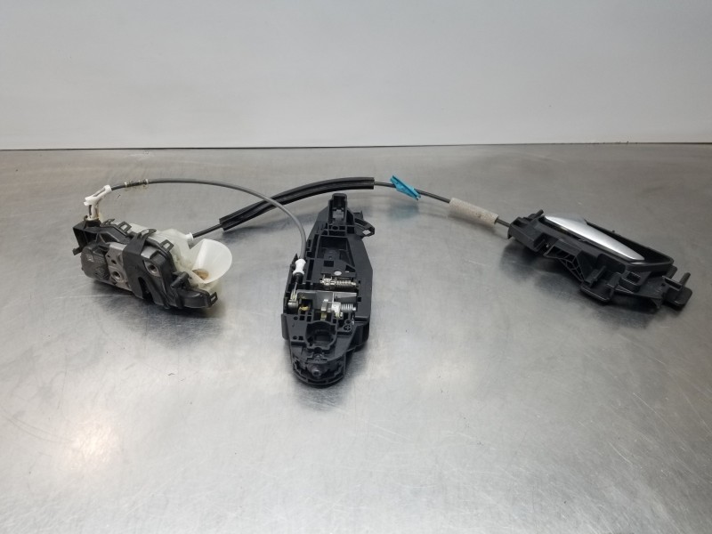 Recambio de cerradura puerta delantera izquierda para peugeot rifter active pack referencia OEM IAM 9816343480 16943580 