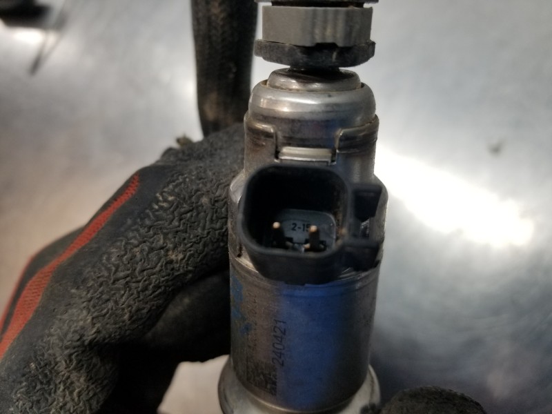 Recambio de inyector para peugeot rifter active pack referencia OEM IAM 9842811780  